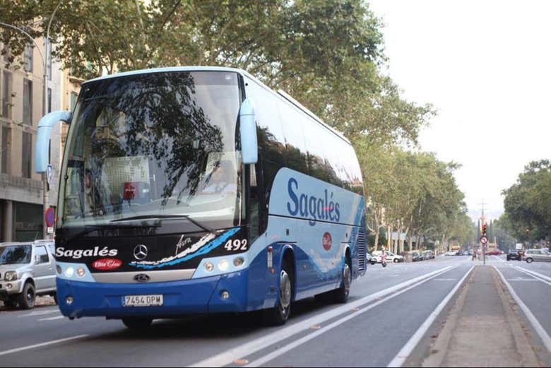 Bus rejoignant Barcelone