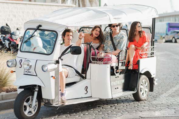 Balade privée en tuk tuk dans Barcelone